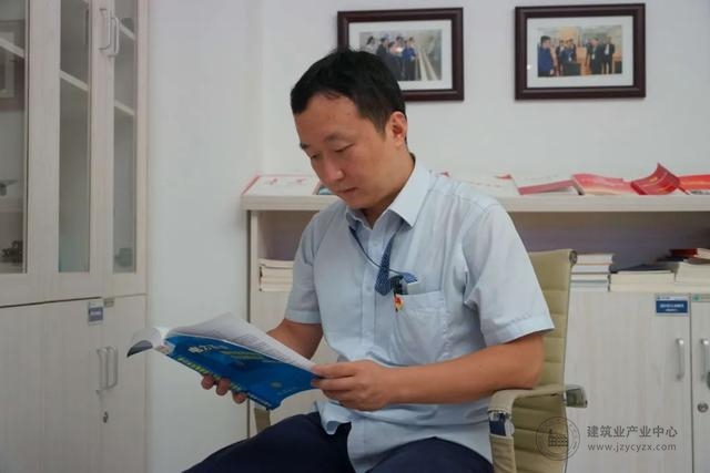 d671743d9a474f03ad5fb24bc444c2a9.jpg