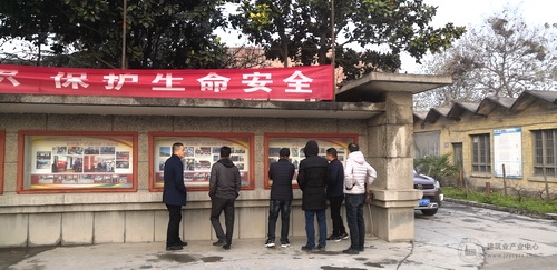 01.jpg