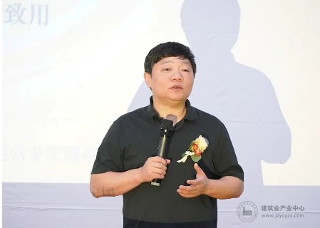 02.jpg