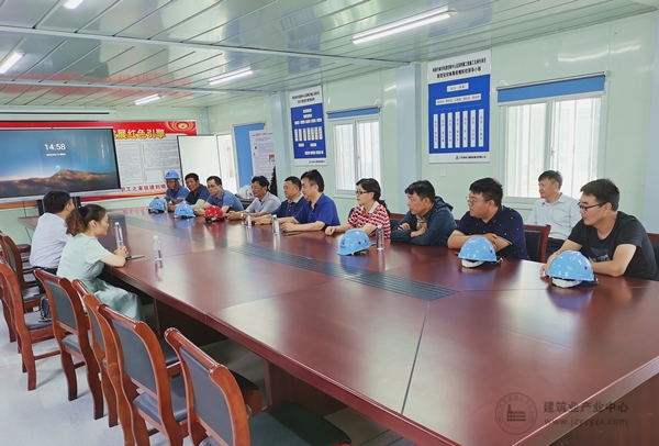 a8a27a67-bdee-4839-9cfb-bbecfe42aaad.jpg