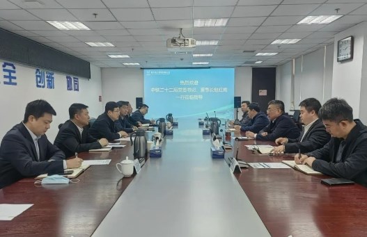赵红鹰拜会新华水力发电有限公司党委书记、董事长张焰