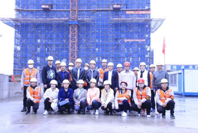 中冶东北片区青年互访互学互鉴交流团到集团公司维特奥项目进行参观调研