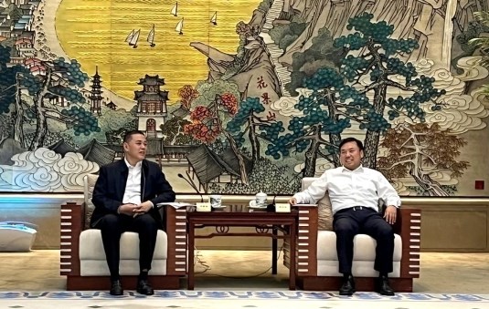 申景涛拜会连云港市委副书记、市长邢正军