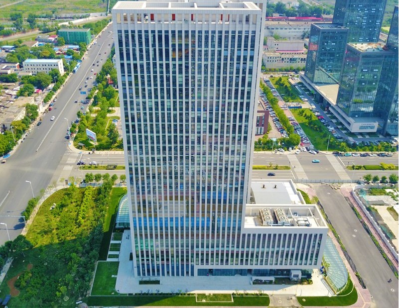 硕果盈枝又一年！继入选鲁班奖公示名单后，集团又获国家优质工程奖、“榜样天津”等多项殊荣