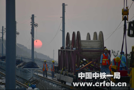 杭临城际“十二时辰”