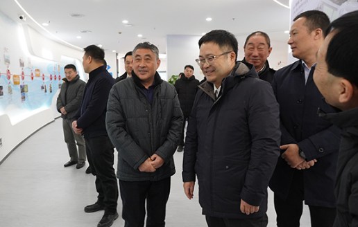 全国总工会职工书屋领导小组相关负责人一行来集团调研职工书屋