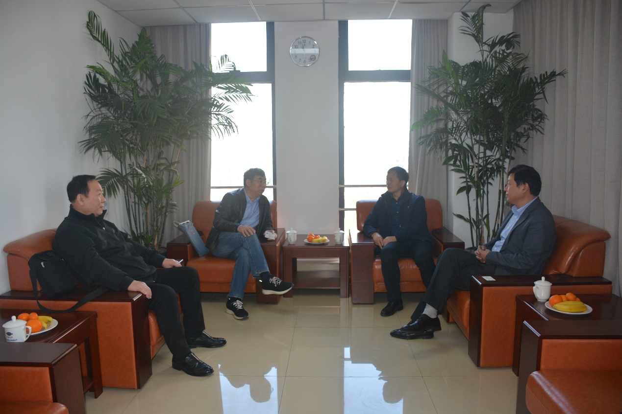 公司党委书记、董事长任在栋在公司本部会见中国石油和化工勘察设计协会理事长荣世立、副理事长齐福海
