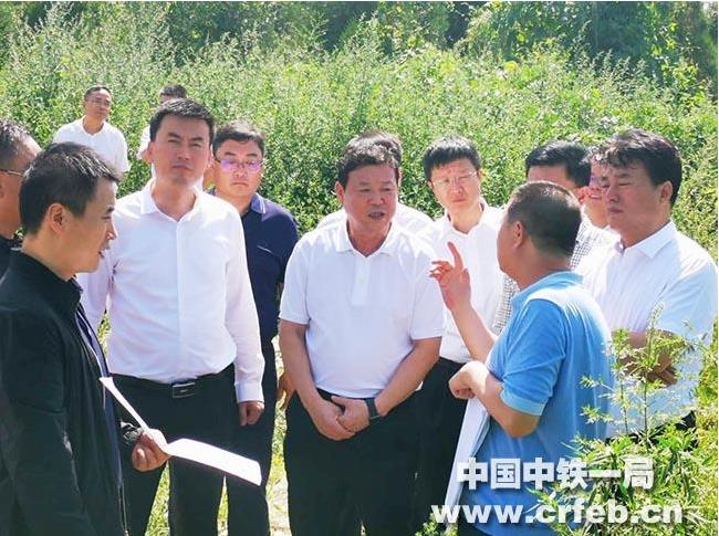 马海民拜会延安市委、市政府主要领导