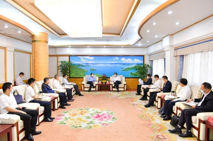 集团公司总经理李茂松拜会河源市委书记、市人大常委会主任丁红都