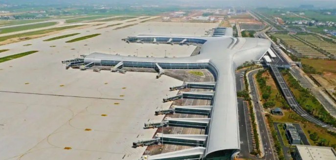 南宁吴圩机场改扩建工程飞行区场道工程(四标段）