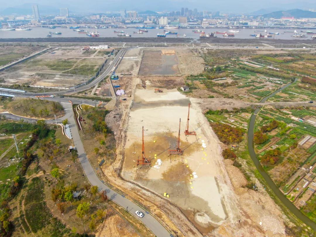 港湾公司舟山千岛中央商务区经二十八工程进入施工新阶段