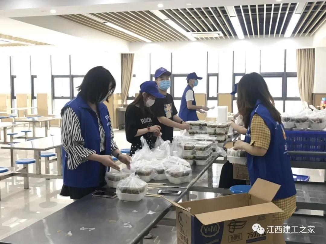 行胜于言！建工一建“小鲁班”青年志愿者在行动！