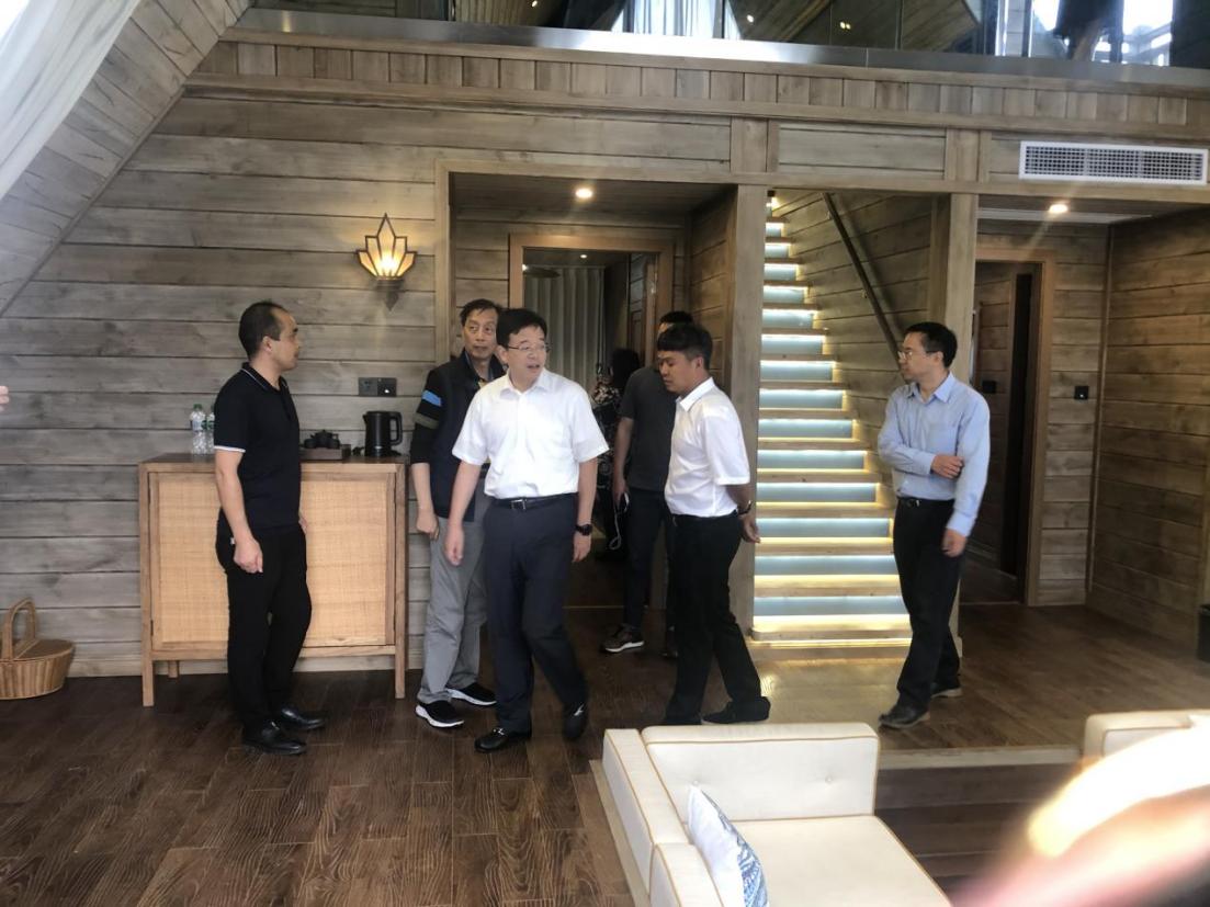 上海市黄浦区区长巢克俭调研普洱倚象山半山酒店暨营地