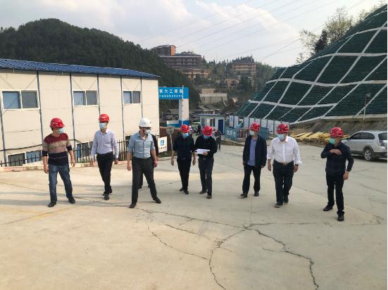 贵州省发展改革委调研督导组到中建六局安装公司悦榕庄酒店项目进行调研督导