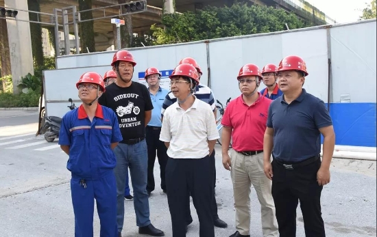 鲁小龙一行到三公司华南管理部调研并召开专题座谈会