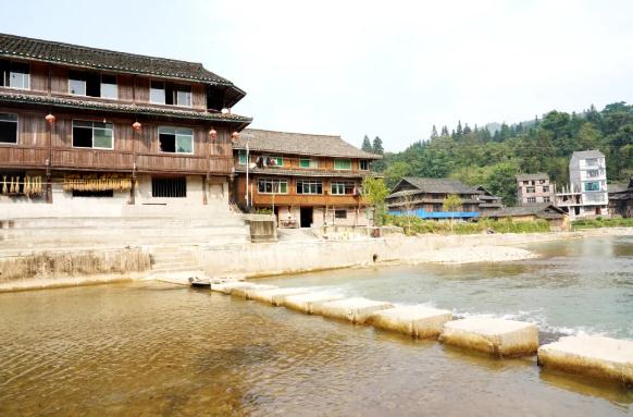 高山上的柳工情怀