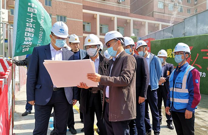 青岛市人防办主任刘庆武到十七冶项目检查