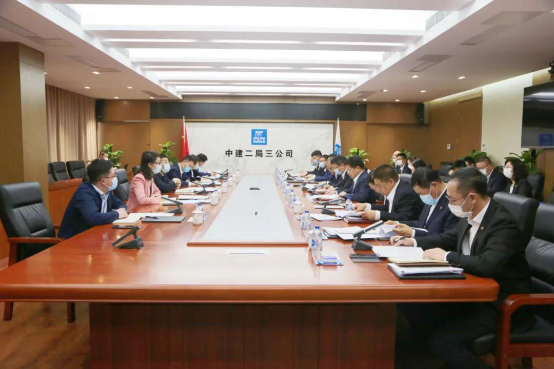 中建集团党组成员、总会计师王云林在京调研中建二局三公司