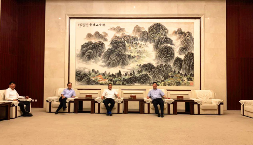 朱广侠陪同王石磊拜会淮北市委书记黄晓武