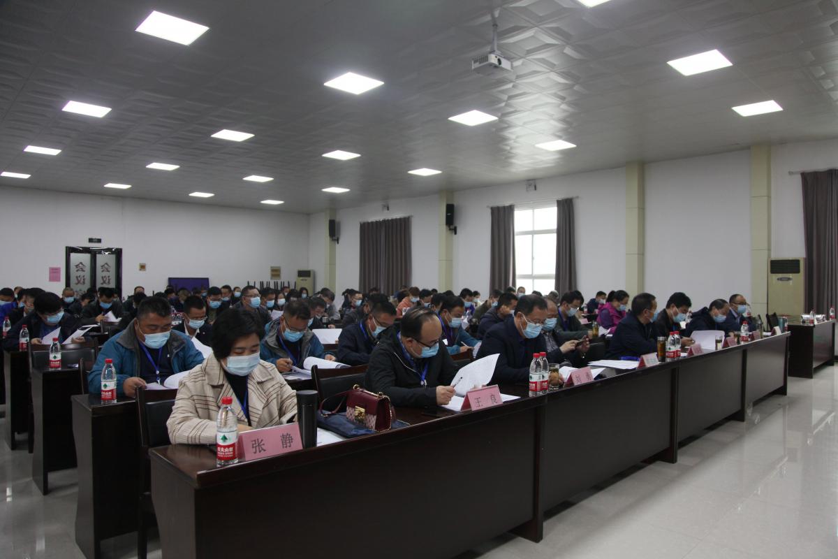 郑州市政公司召开第九届工会会员代表大会