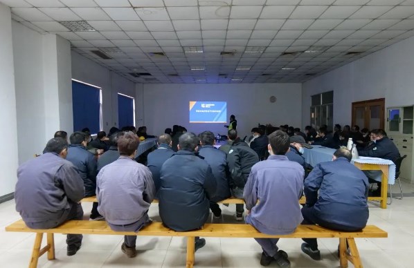 柳工高机助力客户开展设备使用培训活动圆满结束