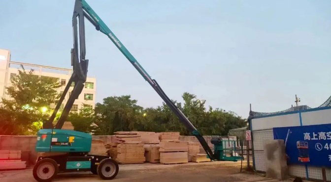 正式“上岗”！山河智能首台电动曲臂式高空作业平台入驻华南市场