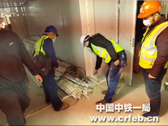 中铁一局城轨公司驰援“火神山”建设