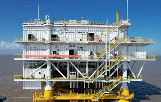 上海电力安装一公司奉贤海上风电项目实现受电一次成功