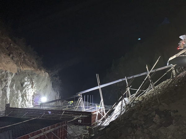 交建奉建高速TJ08工区抢抓施工进度奋力夺取年度目标