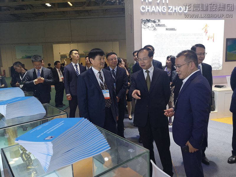 龙信集团董事长陈祖新率团赴澳门出席葡语国家工商峰会