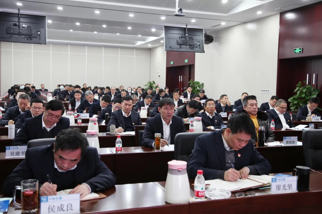 龙援青讲专题党课，宣讲党的十九届五中全会精神