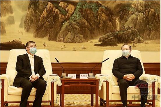 庄尚标会见湖北省省长王晓东，并到中国铁建华南片区调研