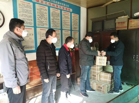 工会慰问送温暖，浓浓关怀显真情