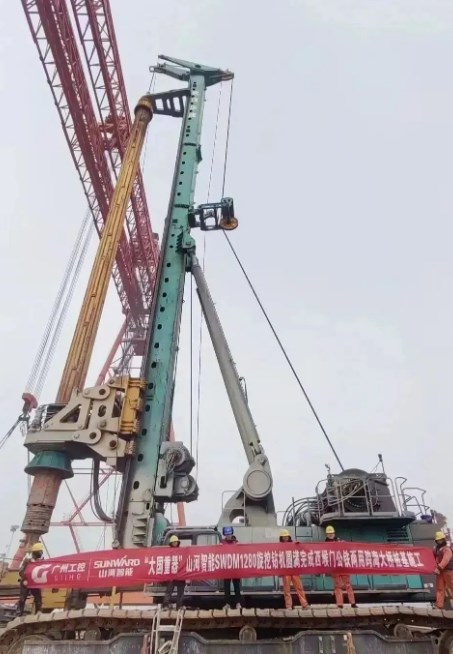 全面告捷！山河智能超级旋挖钻机圆满完成甬舟铁路西堠门公铁两用大桥桩基施工任务