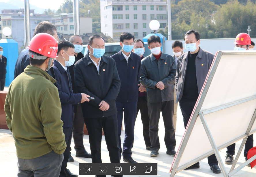 福建省政协副主席、党组成员，龙岩市委书记许维泽一行到中建六局华南公司龙岩永定项目开展复工复产和防疫工作调研