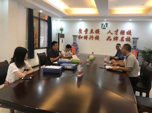 身边的榜样 立足岗位 尽职尽责