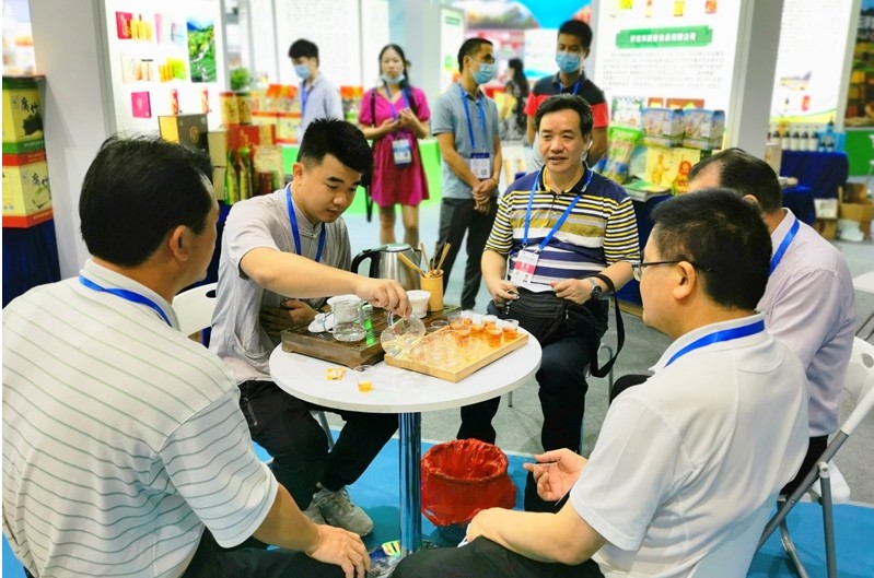助力脱贫攻坚 翔顺象窝茶亮相第28届广州博览会