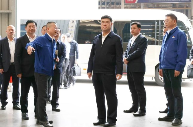 湖南省委政法委书记魏建锋调研山河智能