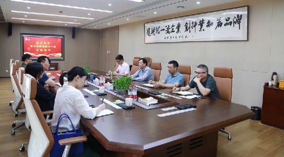 常州中院党组副书记、副院长潘桂林一行 莅临常嘉建设调研指导