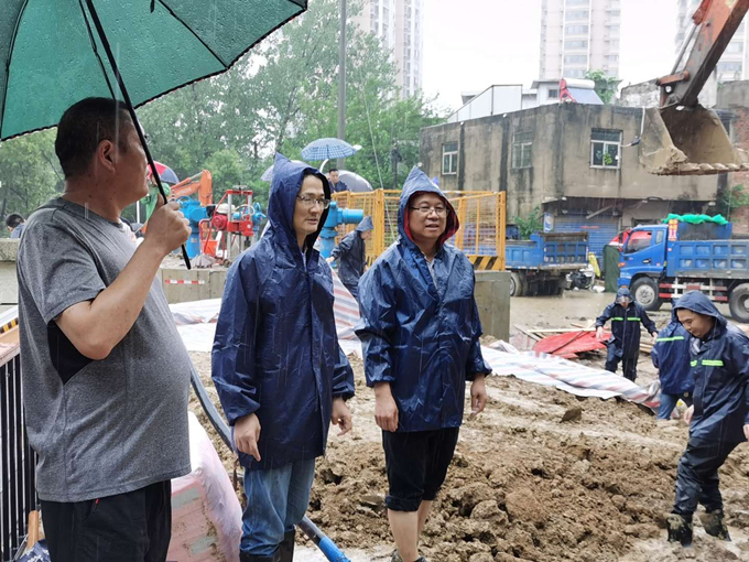 不畏风雨奏响防汛抗洪凯歌——安徽交航公司防汛抗洪抢险纪实