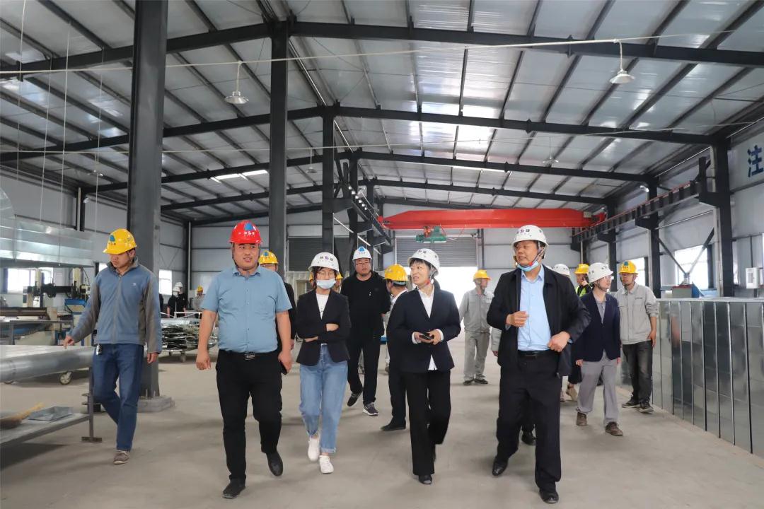 陕建九建 | 榆林市体育中心、会展中心项目顺利完成主体结构验收