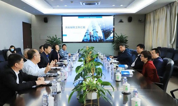 中国能源化学地质工会主席张波到中国化学天辰耀隆公司调研指导工作