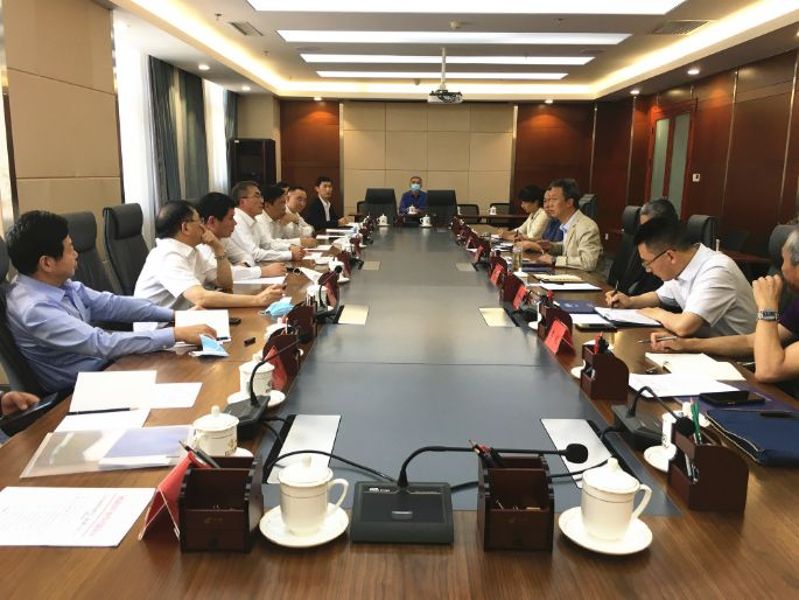 王石磊会见兰州市高新区党工委委员、管委会主任孙裕