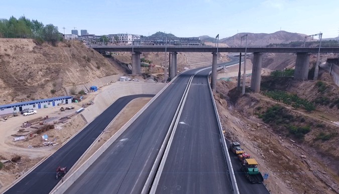 中国十七冶兰州盐什公路项目开展“打造精品市政公路，助力新市场”主题企业开放日活动