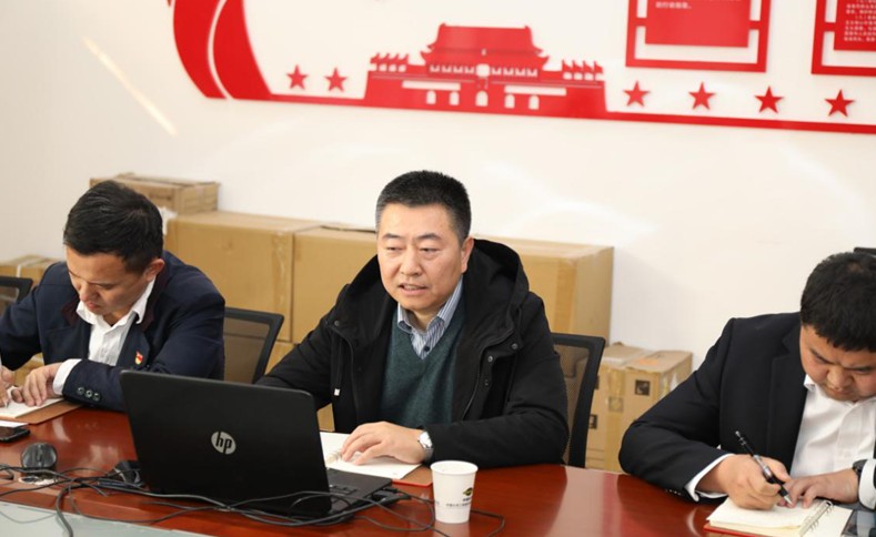 公司党委副书记、纪委书记计卫东到党建联系点讲党课