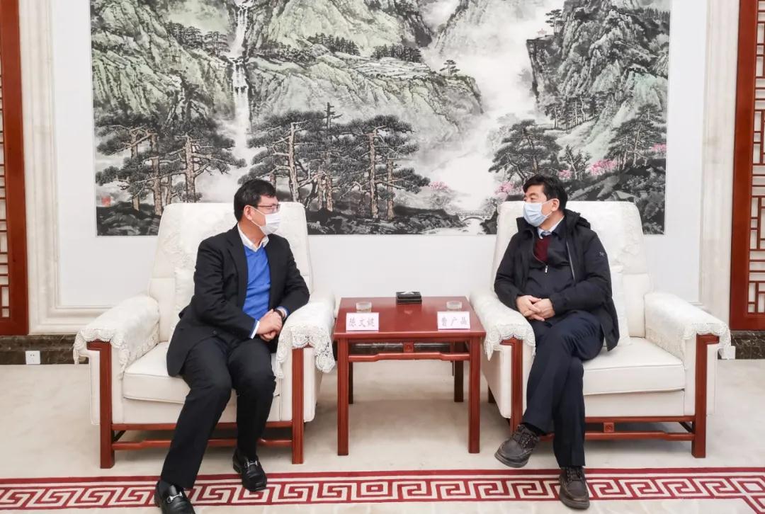 陈文健拜会湖北省副省长曹广晶