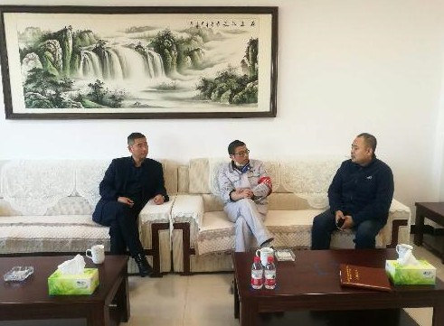 郑庆海一行拜访宝清煤电化公司