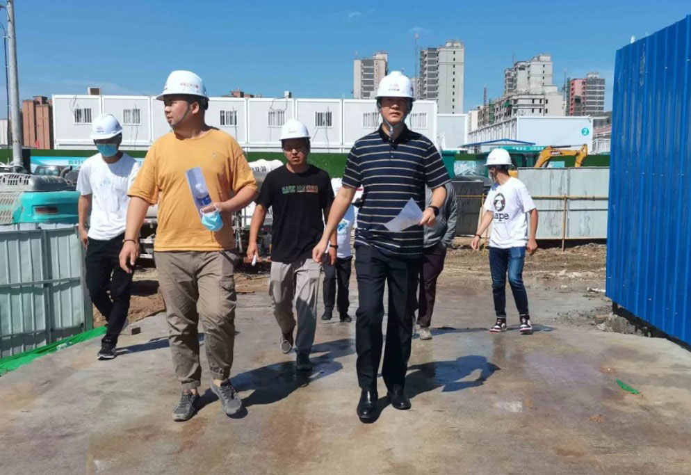 邱梓到北京大兴区项目调研指导工作