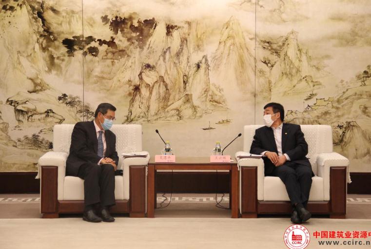 王云林会见安永中国区主席吴港平