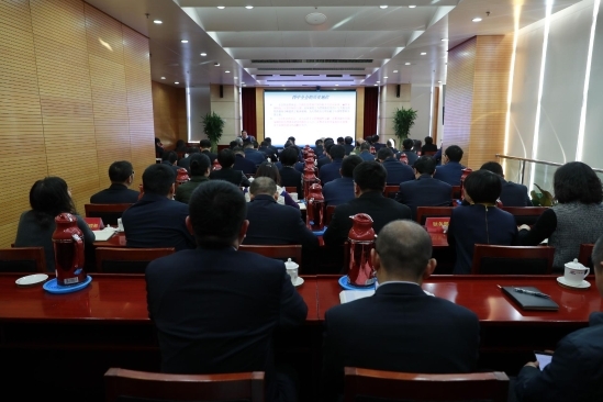 中铁建设召开党委理论学习中心组集体学习（扩大）会 深入学习贯彻党的十九届四中全会精神